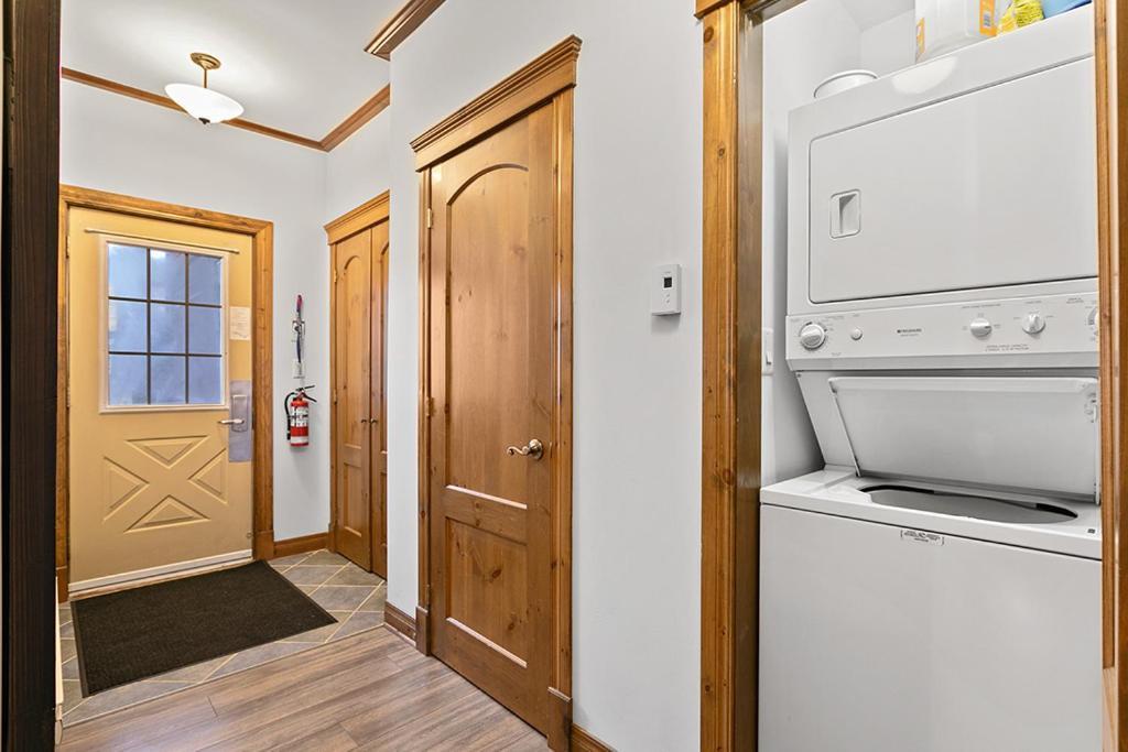 Apartamento Le Manoir 106-7 By Escapades Tremblant Mont-Tremblant Exterior foto